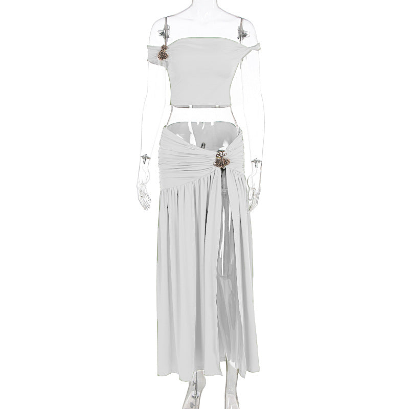 One shoulder metal decorative top with split and pleated skirt set