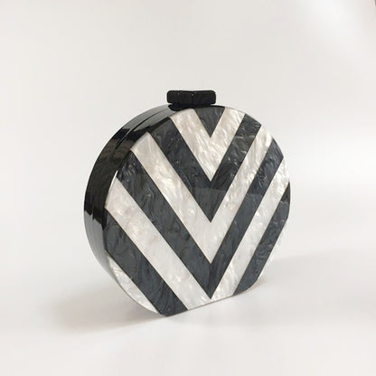 Women's Wallet Black and White Pearlescent Stitching Acrylic Clutch Fashion V-shaped Pattern Foreign Trade Dinner Bag Small Round Bag