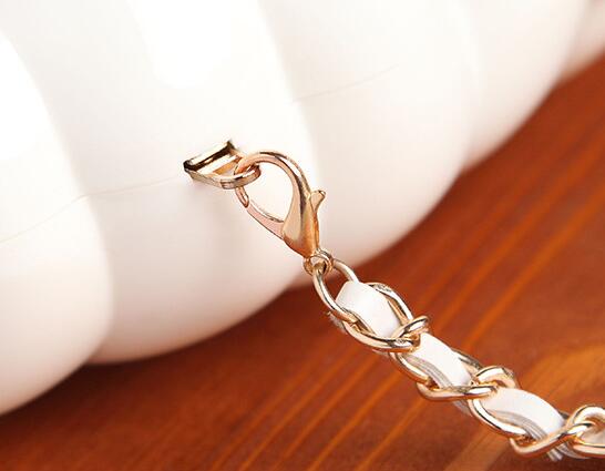 Pearl Shell Bag Women Fashion Gold Clutch Chain Shoulder Bag Shell Round Party Shopping Bag