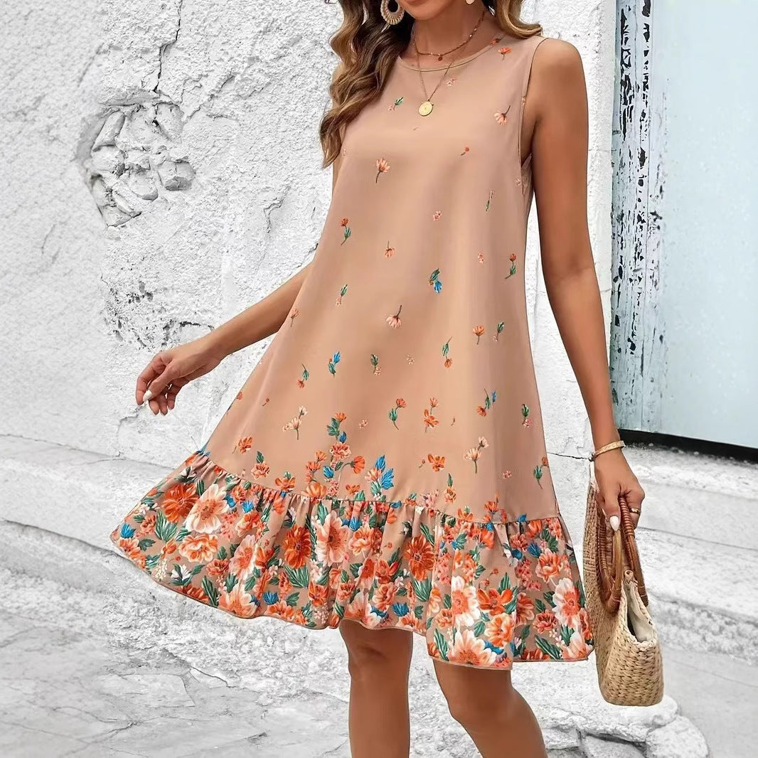 Short sleeved dress for women.
