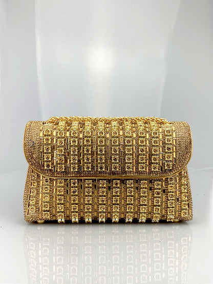 New Elegant Evening Dress Style Brooch-Adorned Clutch Bag with Rhinestones Chain Strap and Cheongsam Design for Formal Occasions