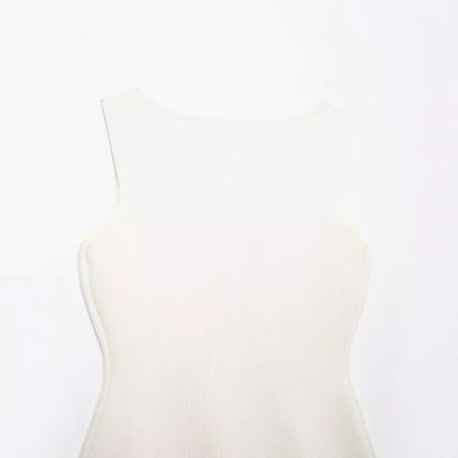 Golden button embellished flat needle vest.